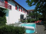 Maison - approx 207m² - 9 piéces - 8 chambres - Cliquez pour voir la fiche du bien réf:B-02O2R1 Voir la propriété réf:B-02O2R1
