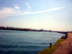 The Adour river from th estuary to Bayonne